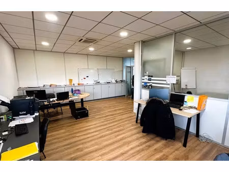 andrézieux bouthéon - a louer 150 m2 de bureaux - façade a72