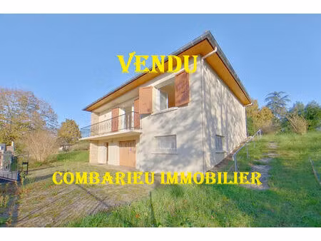 maison entre caussade et montauban !