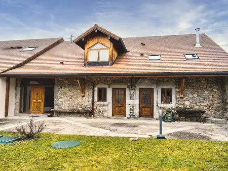 vente maison 9 pièces 238 m² à thorens-glières (74570)  799 000 €