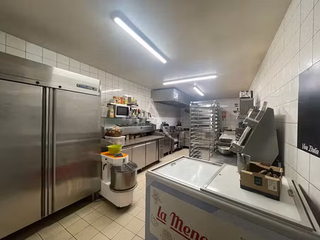 vente locaux professionnels 150 m² à gisors (27140)  263 000 €