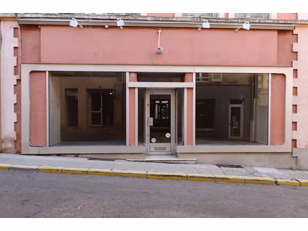 location locaux professionnels 0 pièces 75 m² à la côte-saint-andré (38260)  680 €