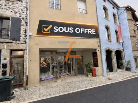 à saisir en exclusivité immeuble idéalement situé en plein