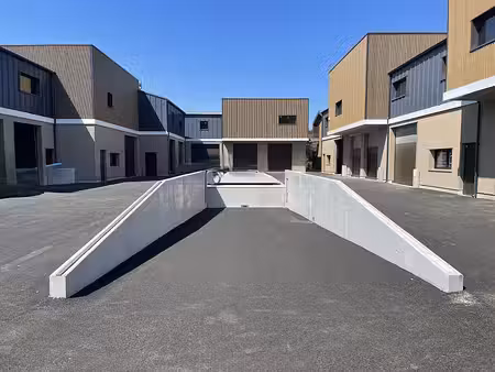 vente local d'activités sussargues 271 m²