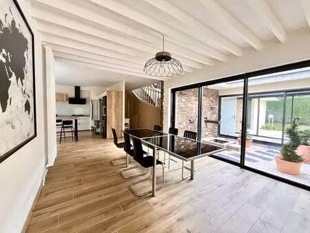 location maison meublé à saint-malo (35400) : à louer meublé / 318m² saint-malo