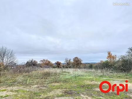 terrain 6 180 m² premilhat