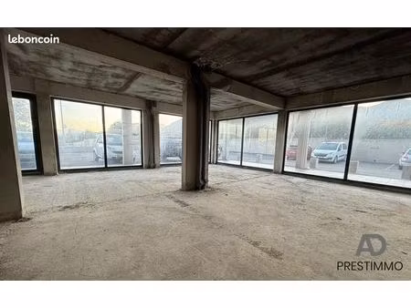 local 80 m² furiani