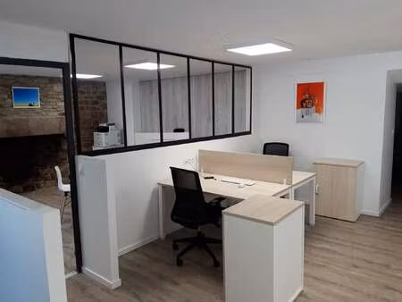 location bureaux et commerces à plougoumelen (56400) : à louer / 30m² plougoumelen