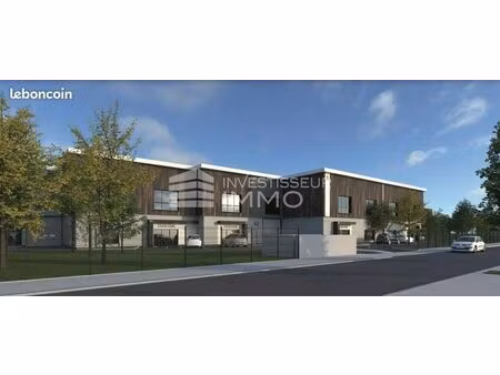 local d'activité 427 m²