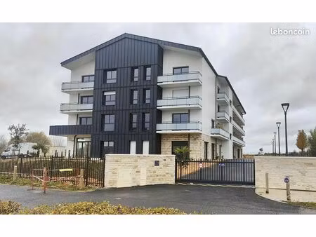 t1 28 m² appartement meublé saint-contest - avec balcon