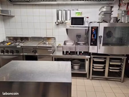fonds de commerce bar  tabac  restaurant 300 m²