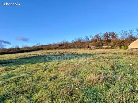 terrain 1 000 m² montcenis