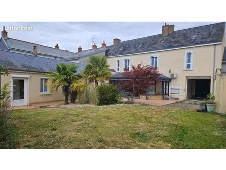 maison de village 9 pièces 220 m²