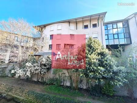 bureaux 141 m² aubiere