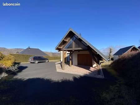 pavillon 5 pièces 90 m²