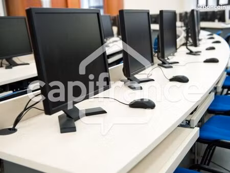 local bureaux 130 m²