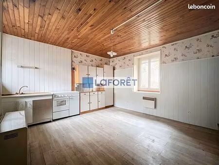 maison de village 2 pièces 52 m²