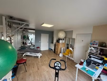 location de local meublé pour profession de santé ou bien être entre valenciennes et le qu