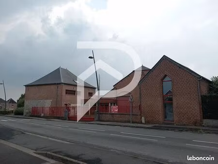 grange 370 m² bachant