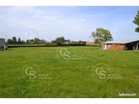 terrain 1007 m² rebets