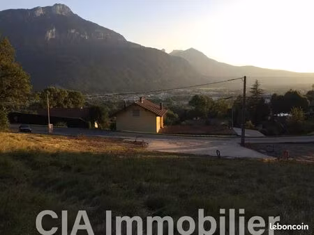 terrain 1245 m² ayse