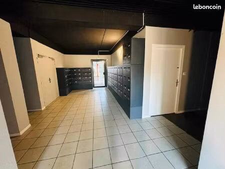 studio 1 pièce 17 m²