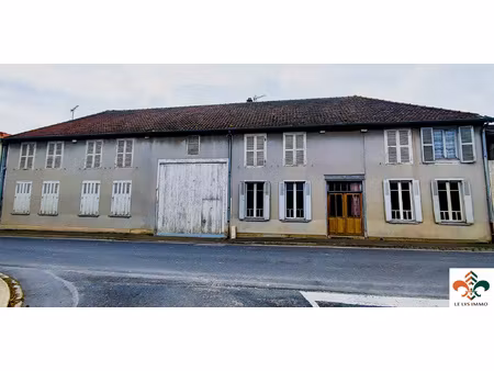 a vendre : corps de ferme à rénover à francheville