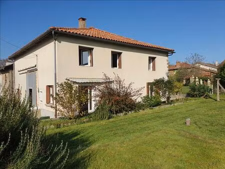 vente maison 4 pièces 84 m² chassenon (16150)