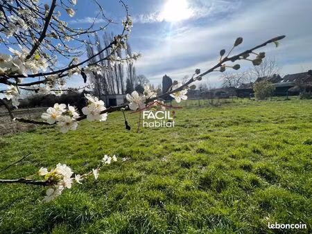 terrain 1280 m² leforest