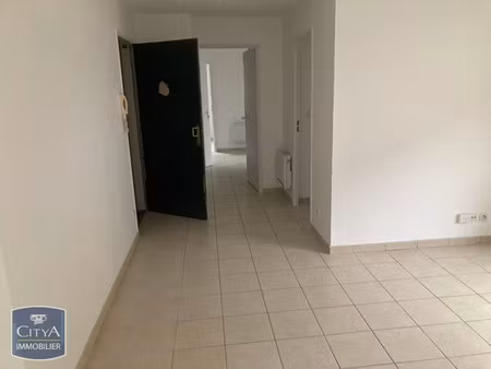 appartement à louer 4 pièces 71 m² - la ferté-gaucher (77) - 765€