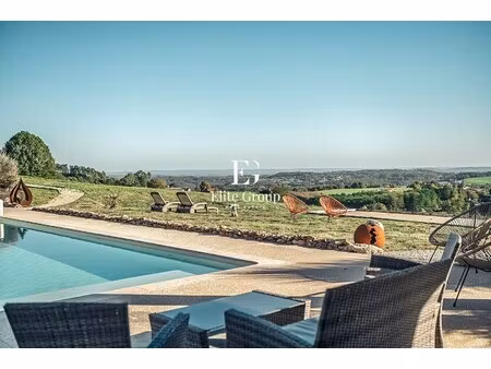 maison de luxe à vendre à marcillac-saint-quentin