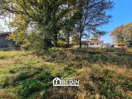 terrain 2813 m²