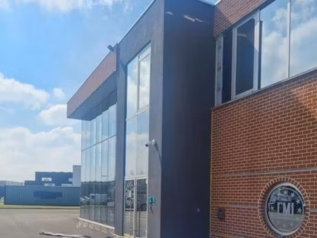 immeuble industrielle à louer à tubize