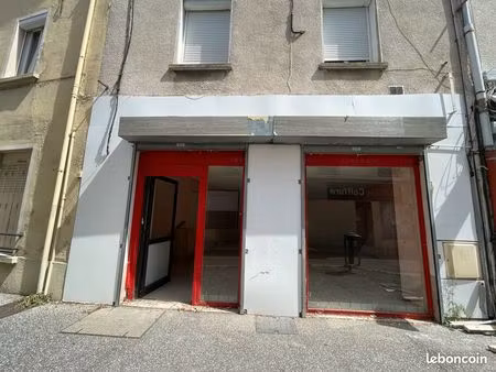 à l o u e r local bureau  commerce ou entrepôt de 73 m²