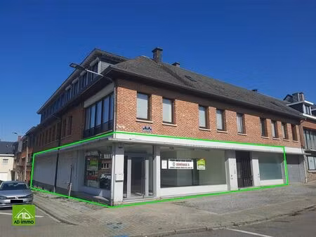 surface commerciale à louer de 240 m² à bouge (vbc10059)