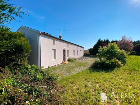 vente maison 7 pièces 236.84 m² à courtisols (51460)  316 000 €