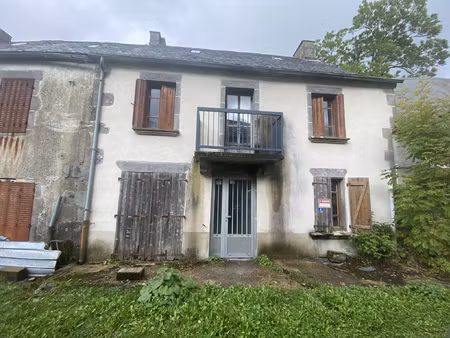maison à rénover bourg de chastreix