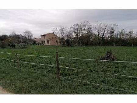 terrain prahecq m² t- à vendre  98 440 €