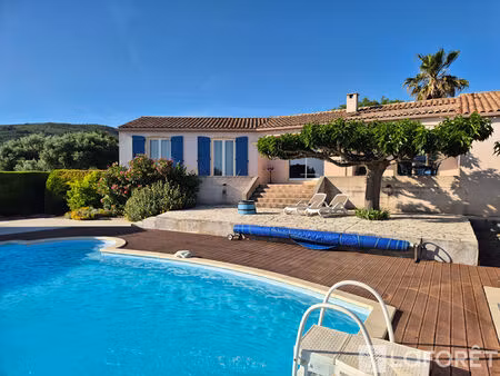 villa plain pied piscine- causses-et-veyran