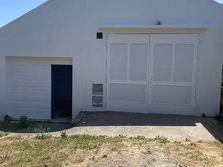 campbon - local atelier avec bureau