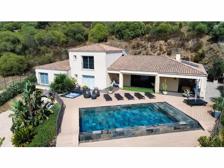 vente villa 5 pièces 270 m² à afa (20167)  1 290 000 €