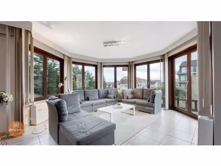 magnifique appartement d'angle près de la digue dans la r...