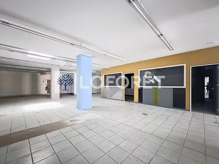 local commercial - thouars