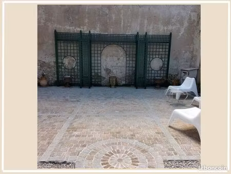 a louer : terrasse style jardin à la française pour shooting photos