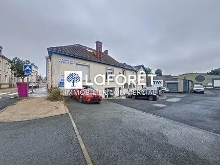 bâtiment professionnel cerizay 440 m2.