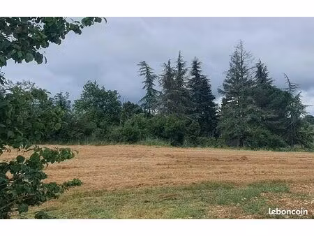 terrain à bâtir viabilisé à 20 min de cahors