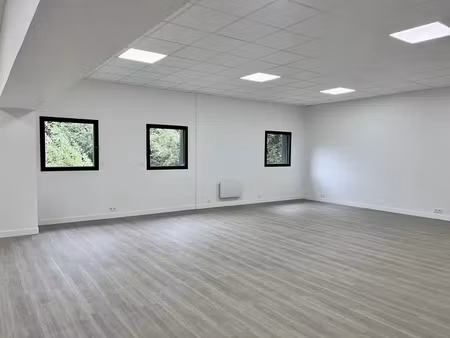 location bureau preaux 76160