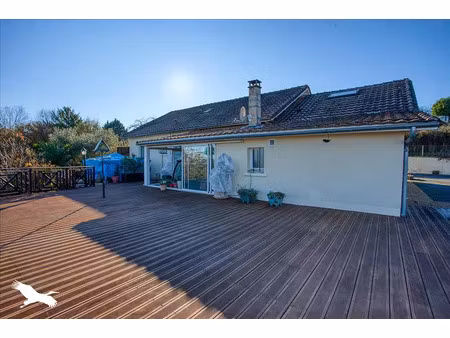 vente maison 6 pièces 215 m² saint-astier (24110)