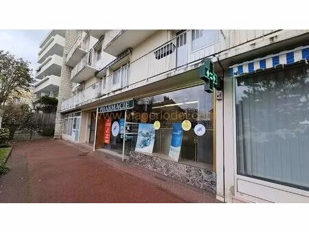 vente commerce 2 pièces 60 m² saint-germain-en-laye (78100)