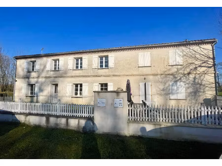 vente maison 9 pièces 202 m² néré (17510)