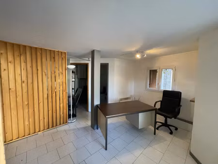 location local commercial teyran 34820 - - surface privée